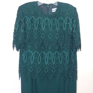 Formal Maxi Dress Forest Green Lace Bodice Side Slit Lined Monochrome Solid